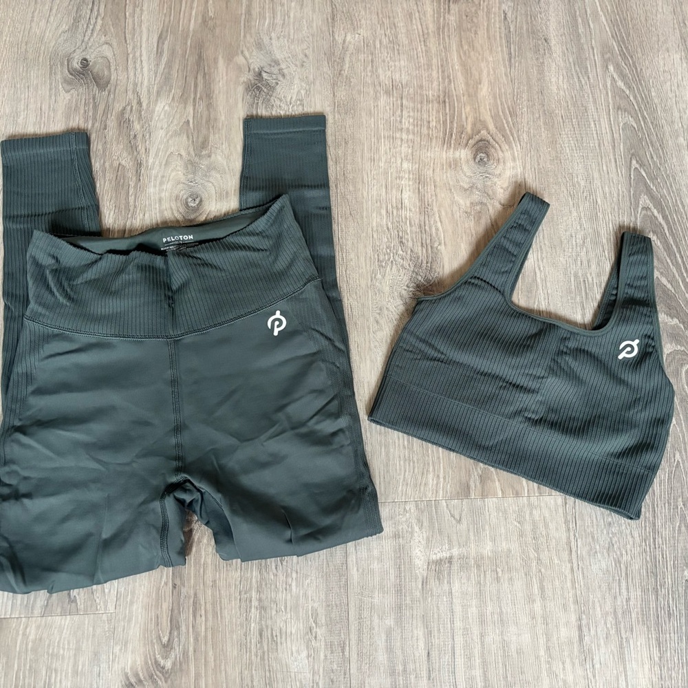 Peloton Dark Green Activewear Set